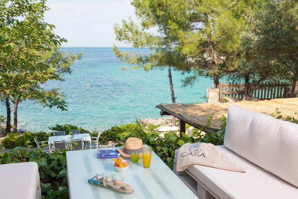 Amicasa Private Seaside Suite Pachis  Exterior photo